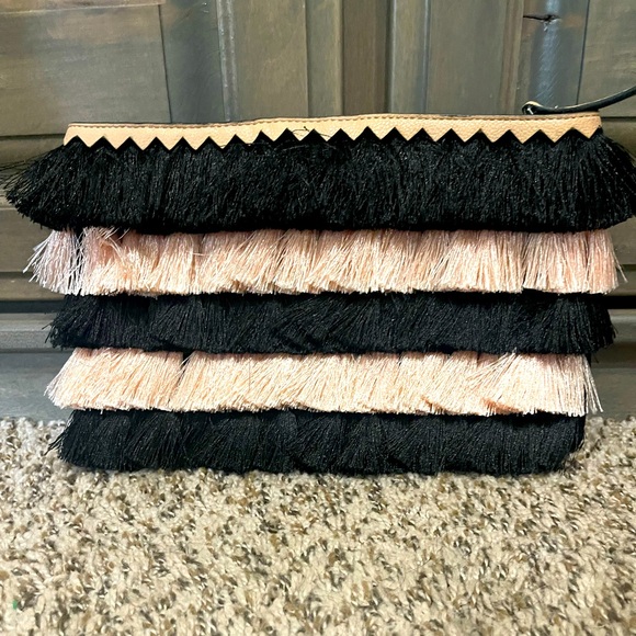 Stella & Dot clutch 👛 - Picture 1 of 6